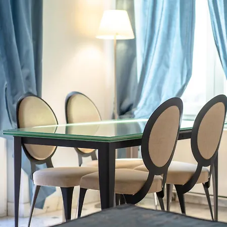 Le Ville Relais Hotel