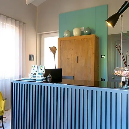 Le Ville Relais Hotel 3*