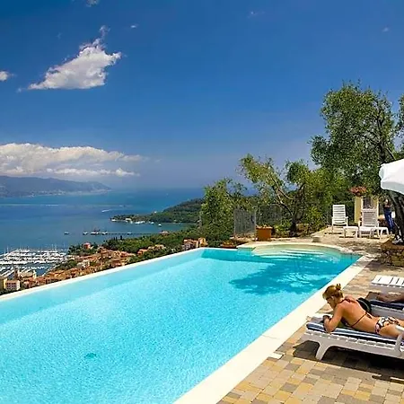 Hotel Le Ville Relais 3*