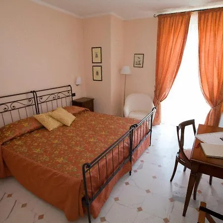 Le Ville Relais Отель Специя