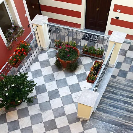 Le Ville Relais Hotel 3*