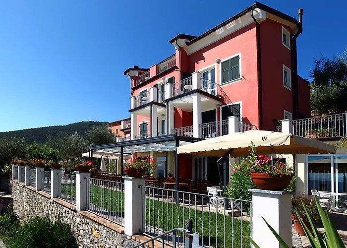 Le Relais Готель 3*