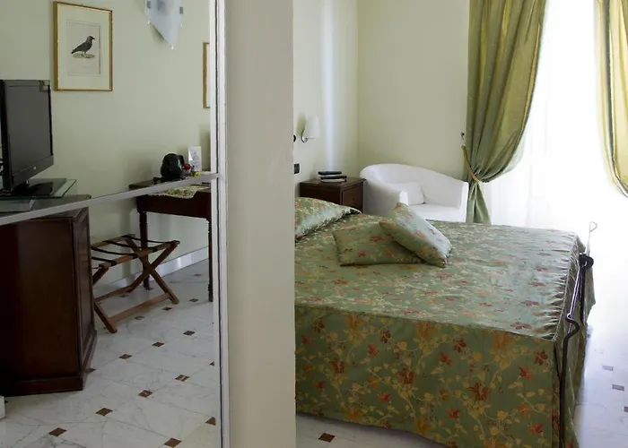 Готель Le Relais 3*